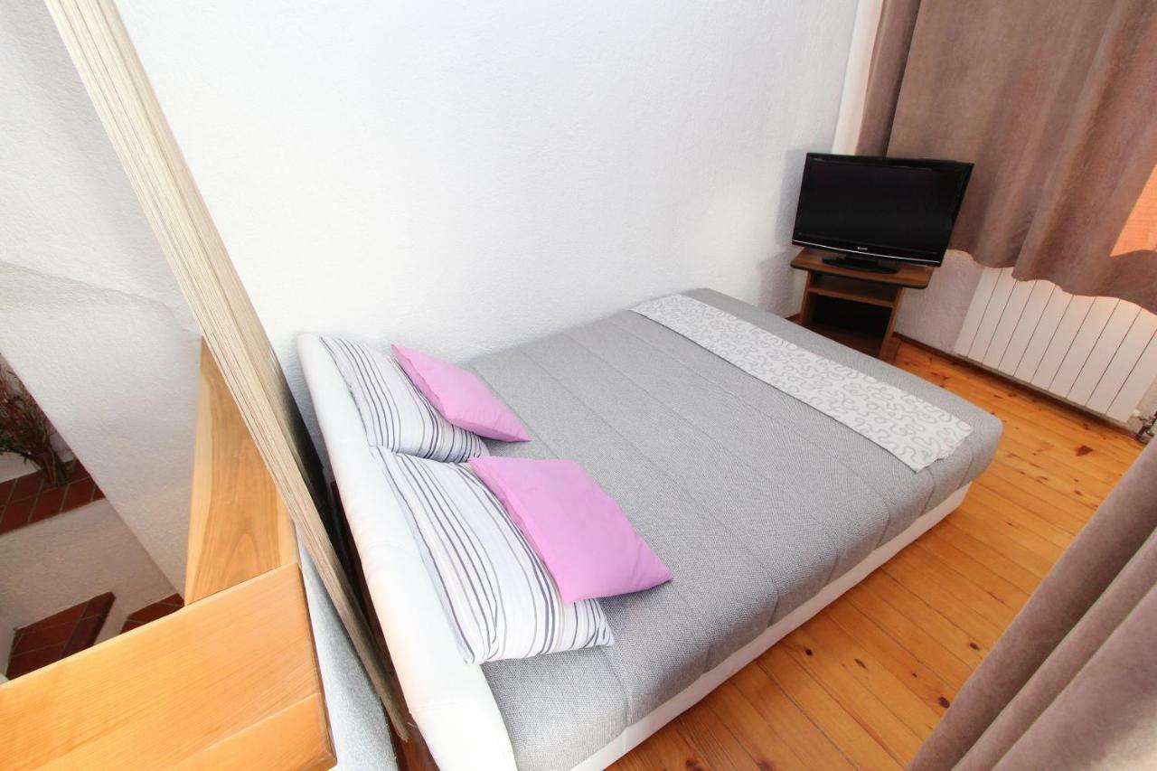 Apartment Marjanovic 罗维尼 外观 照片